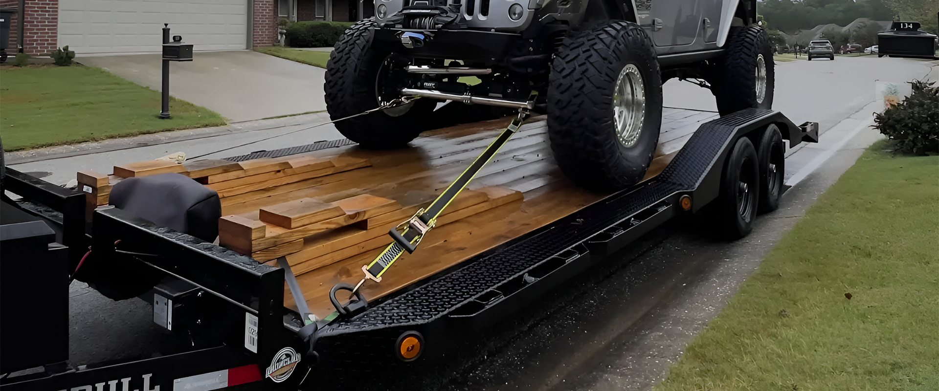 Equipment trailer rental in Birmingham, AL – ideal for hauling heavy machinery.